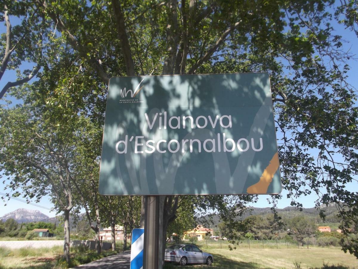 A&E.Escornalbou Panzió Vilanova d’Escornalbou Kültér fotó